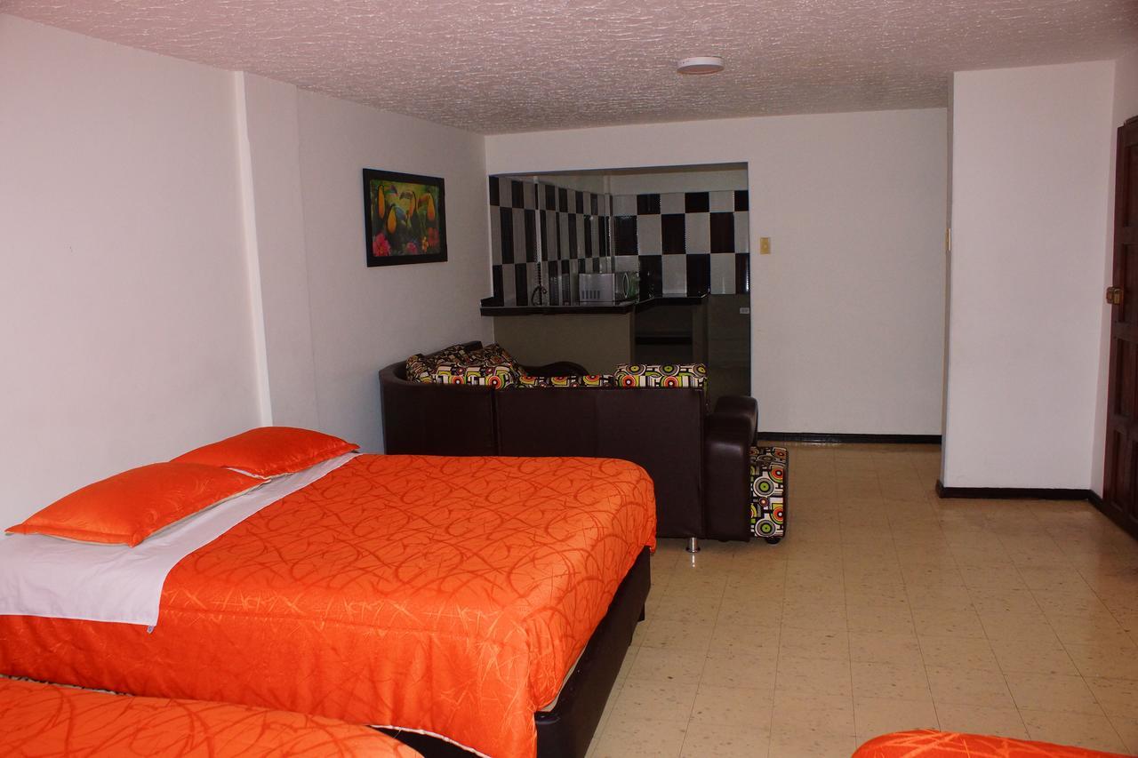 Hotel Dinnar Ipiales Bagian luar foto